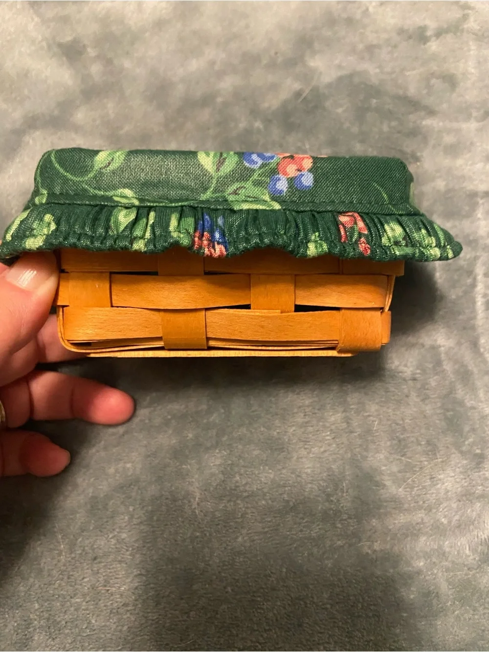 Longaberger Green Floral Fabric-Lined Small Basket business card with protector